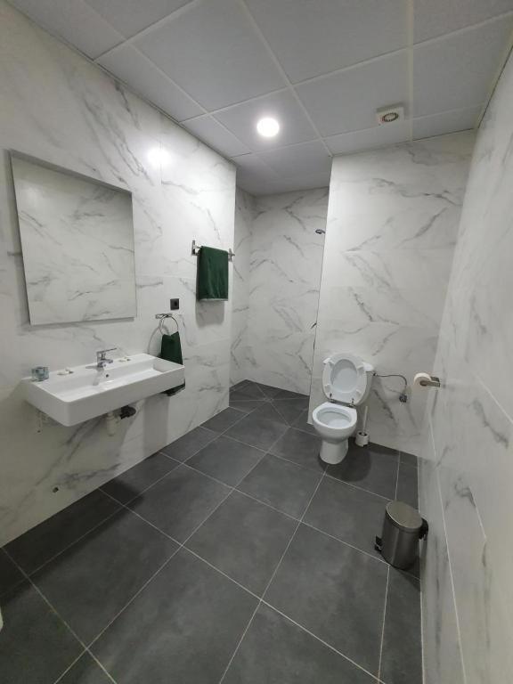 Pension Guggenheim Riverview Hbi01297 Bilbao Kültér fotó