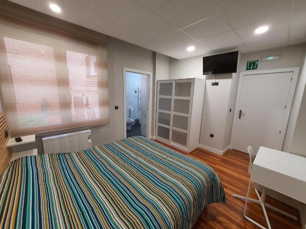 Pension Guggenheim Riverview Hbi01297 Bilbao Kültér fotó